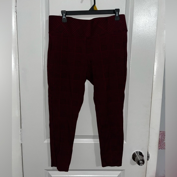 Torrid red and black dress pants Size:1 - Picture 3 of 3